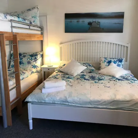 Pearl Hostel *